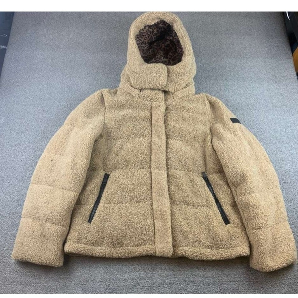Sanctuary‎ Sherpa Hooded Puffer Jacket M Tan Teddy Bear Coat Faux Fur Cozy Ski